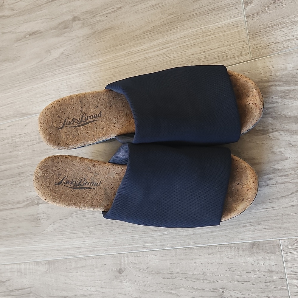 Lucky Brand Navy Wedge Sandals Size 7.5/8 - Picture 3 of 8